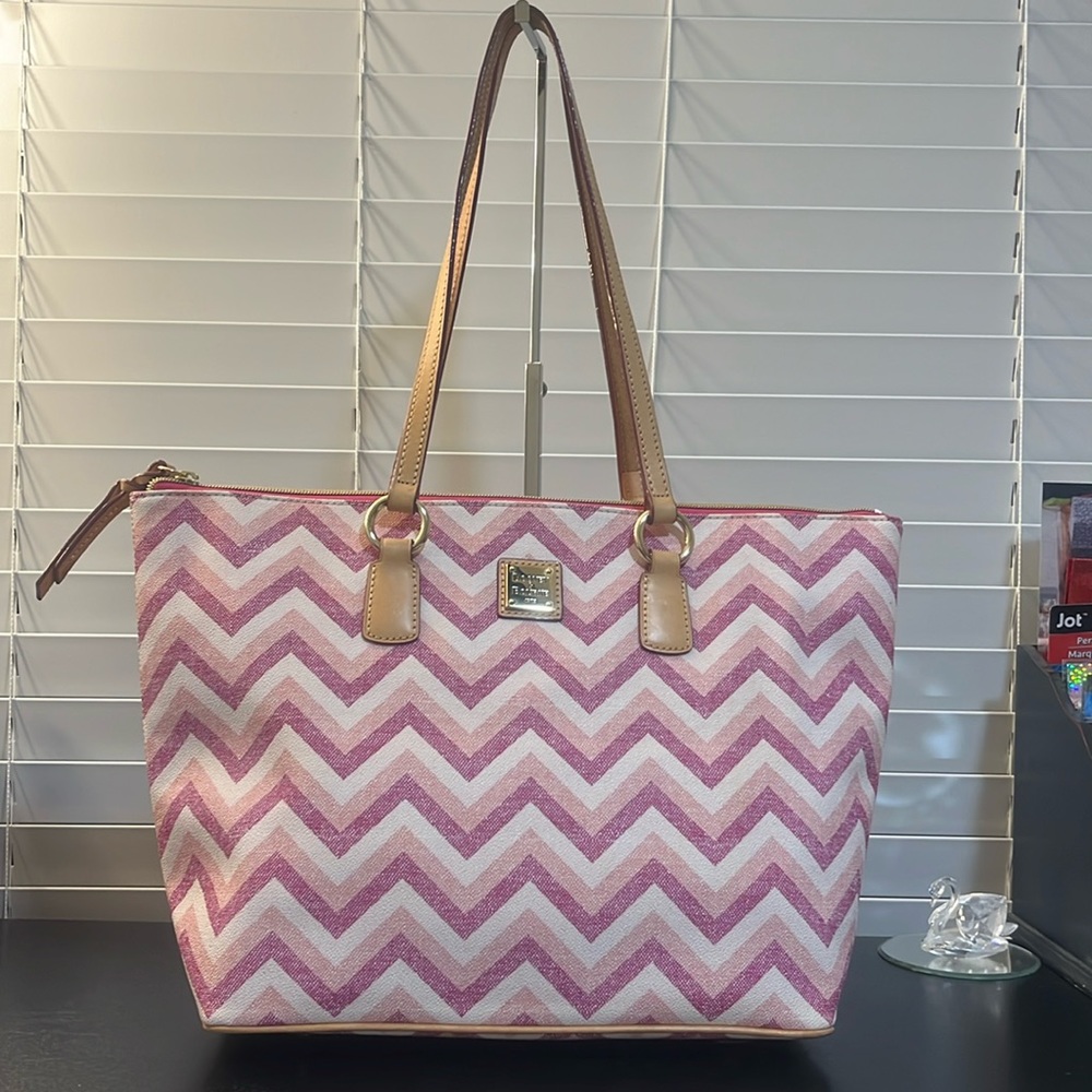 Dooney & Bourke Pink Chevron Shoulder Bag Genuine Leather NWOT